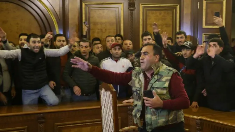 Ermenistan: "Başbakan'a Suikast Girişimi Engellendi"