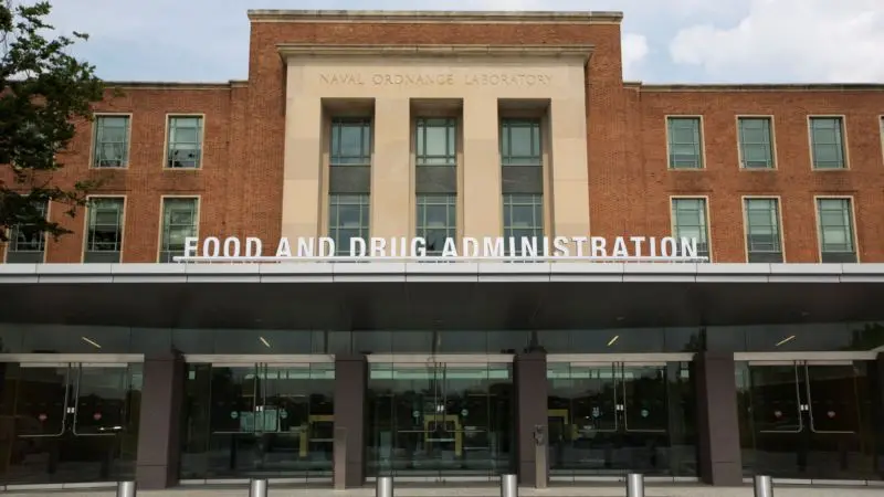 FDA Pfizer Aşısını Değerlendirmek Üzere Toplandı