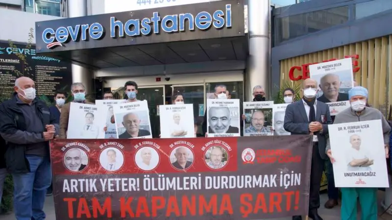Salgında Hayatını Kaybeden Doktorlara Saygı Duruşu