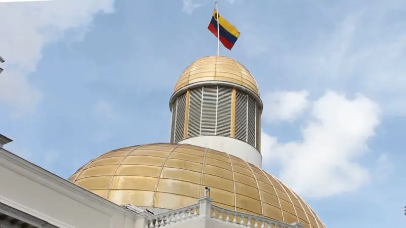 Venezuela’da Yeni Kriz: “Seçim mi Halkoylaması mı?”