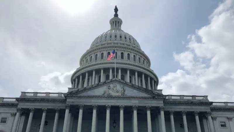 Kongre İlk Kez Trump'ın Vetosunu Aştı
