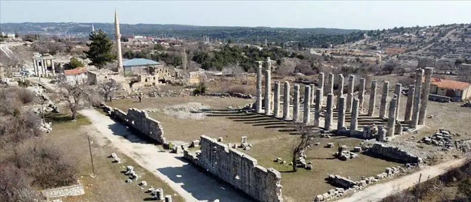 Mersin'deki Uzuncaburç Antik Kenti'nin 2 bin 300 yıllık tarihi özel restorasyonla yansıtılacak