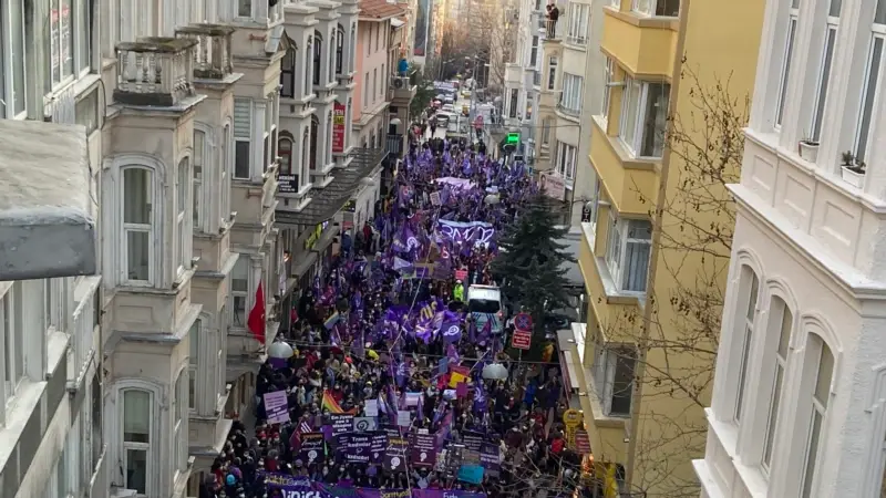 HRW’den Türkiye’ye Kadınlar Günü Eleştirisi
