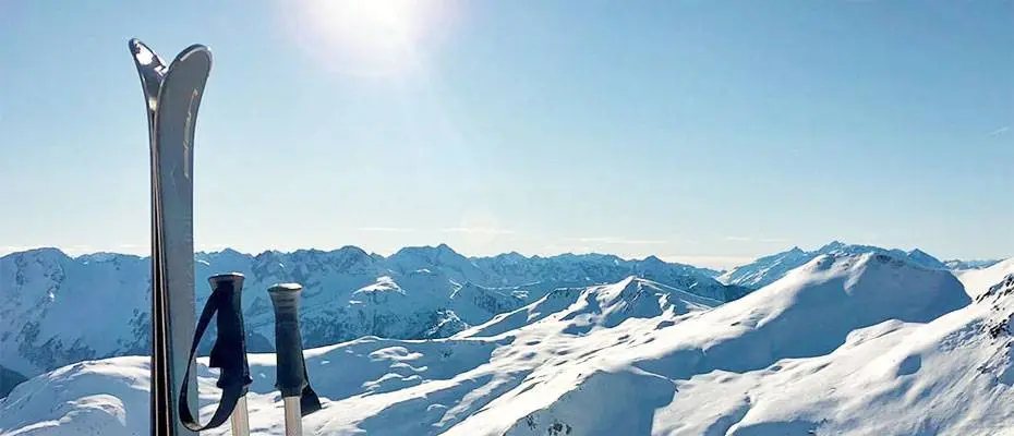 Ilgaz 2-Yurduntepe Kayak Merkezi'nde hafta sonu yoğunluğu yaşanıyor