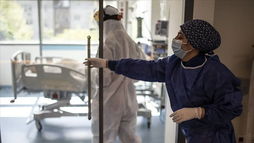 Türkiye'de 55 bin 802 kişinin Kovid-19 testi pozitif çıktı, 318 kişi yaşamını yitirdi
