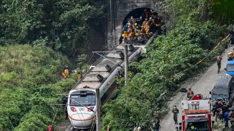 Tayvan'da Tren Kazası: En Az 48 Ölü
