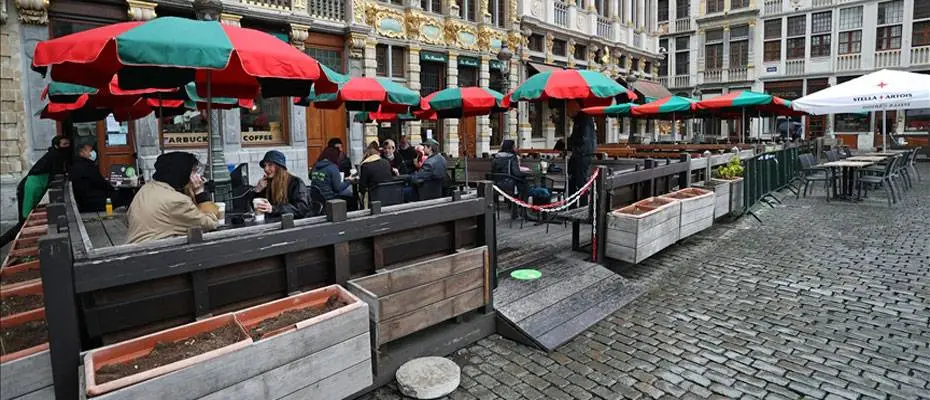 Belçika'da 7 aydır kapalı olan restoranlar ve kafeler açıldı