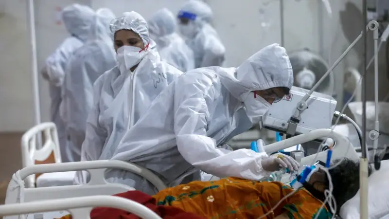 Hindistan'da Vaka Sayısı 25 Milyonu Geçti