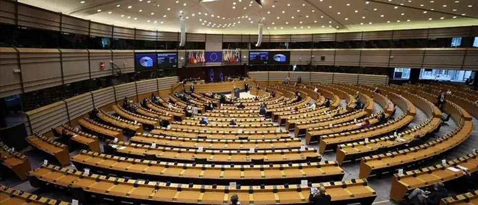Avrupa Parlamentosu seyahate imkan verecek Dijital Kovid Sertifikası'nı oylayacak