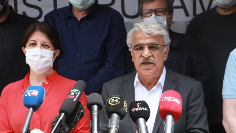 “Kapatma Davası Herkes İçin Tarihi Bir Sınav”