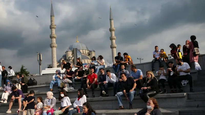 İstanbul’da Normalleşmenin Buruk Mutluluğu