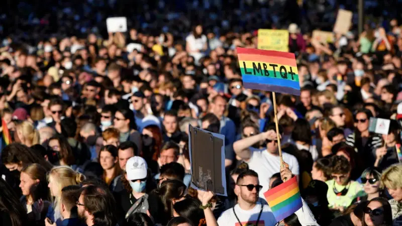 "LGBTQ Karşıtı Yasa Utanç Verici"