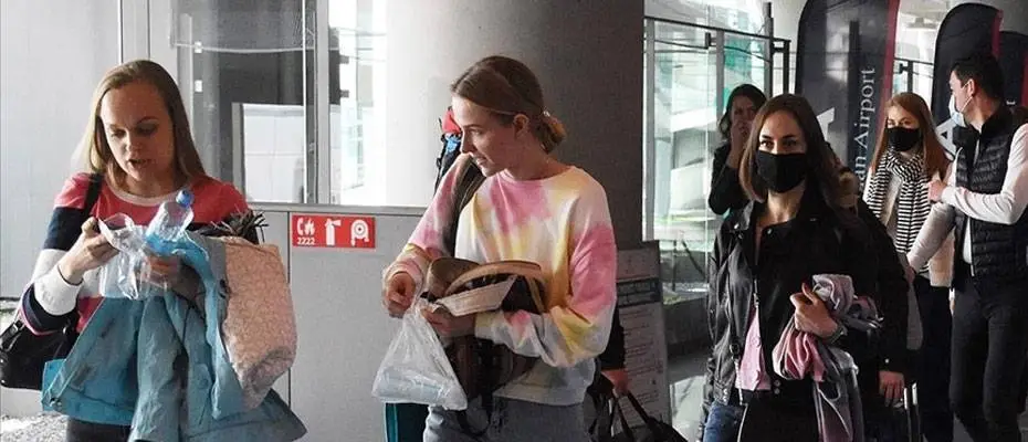 Rusya'dan Antalya'ya 307 bin 417 turist geldi