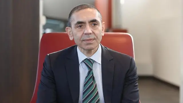Prof. Dr. Şahin: "Omicron için Kovid-19 aşısını daha hızlı adapte edebiliriz"