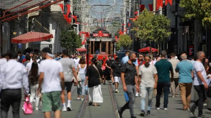 Türkiye’de Son Bir Ayda İşsiz Sayısı 506 Bin Arttı