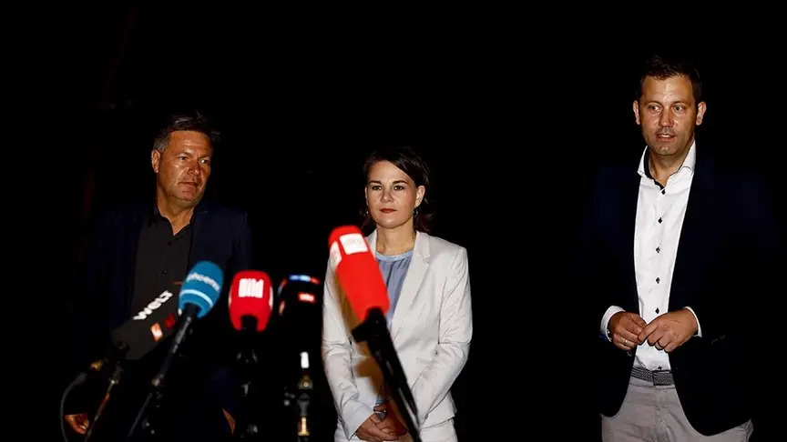 Yeşiller'den koalisyon açıklaması