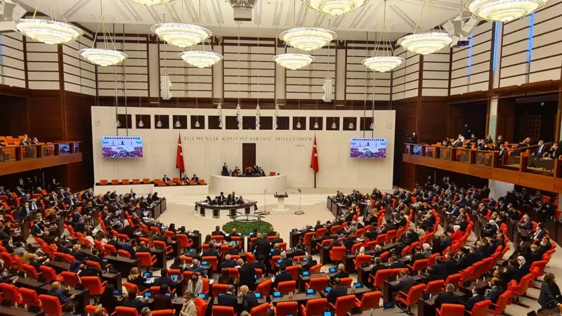 TBMM Olası Seçim Tartışmalarıyla Açıldı