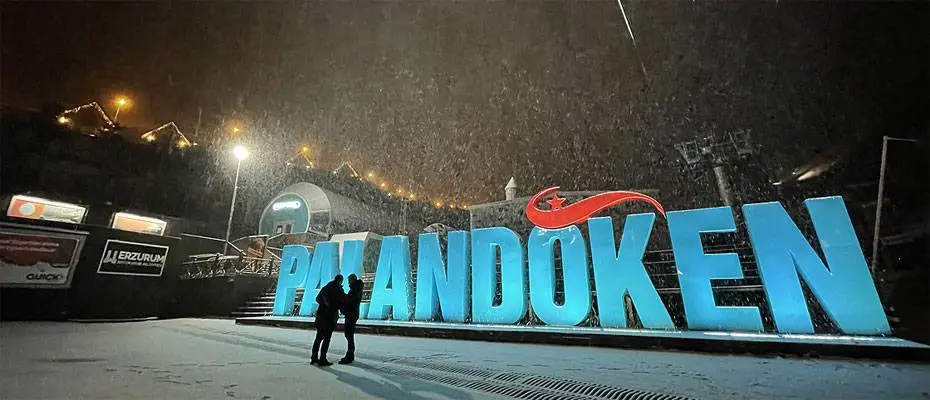 Palandöken Kayak Merkezi beyaza büründü