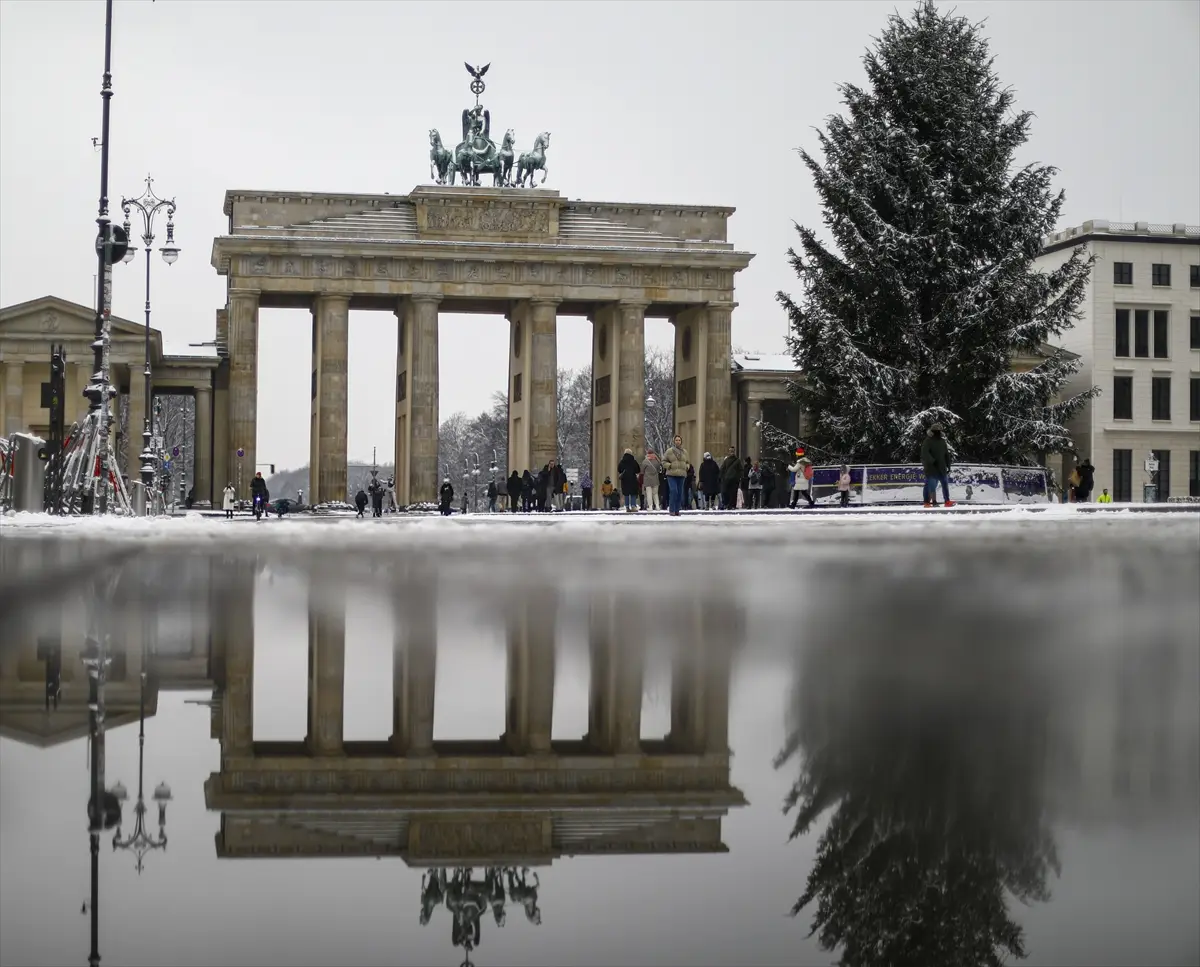 Berlin beyaza büründü