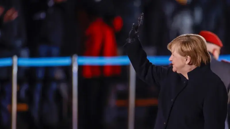 Almanya 2021'i Merkelsiz Kapatıyor