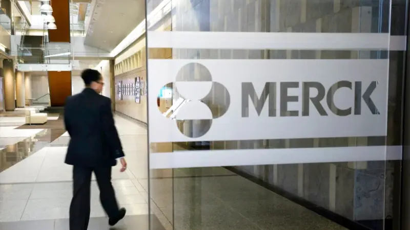 FDA Merck’ün de Antiviral Corona Hapını Onayladı