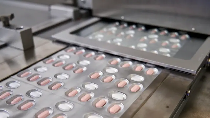 Pfizer Covid İlacının Omicron'a Karşı Etkisini Doğruladı