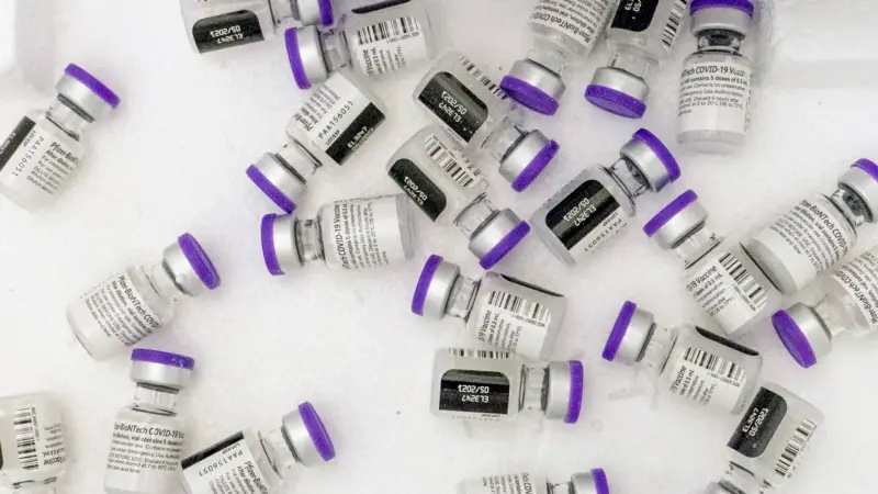 "Pfizer/BioNTech'in Üç Dozu Omicron'a Karşı Etkili"