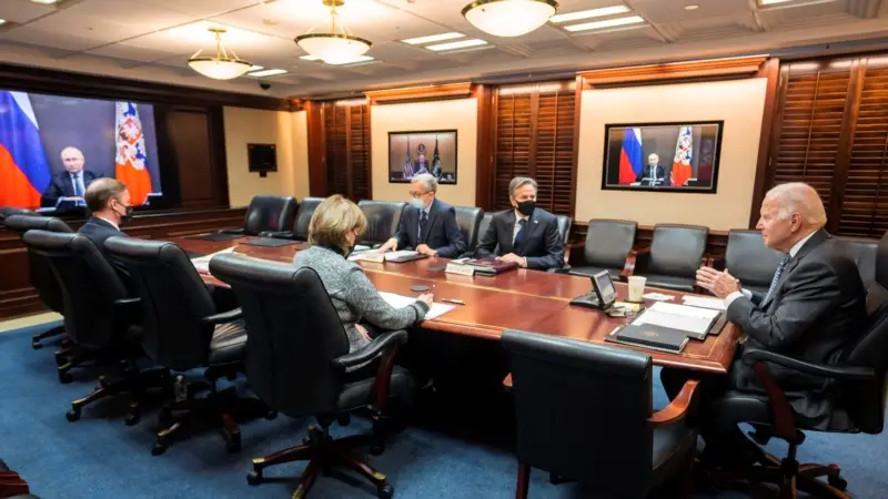“Ukrayna’ya NATO Üyeliği Vaadinden Vazgeçilsin”