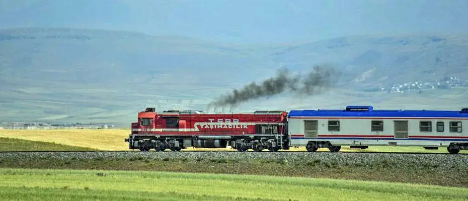 YHT'lerde sefer sayısı artırılacak