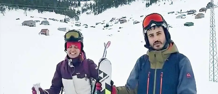 Kartalkaya'da kayak yaparken kaybolan tatilcileri JAK timi kurtardı