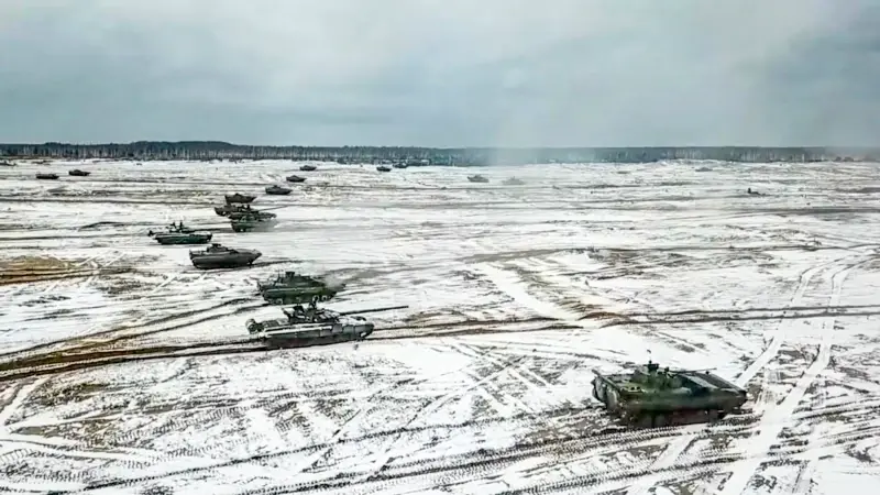 Rusya ve Belarus Ukrayna Sınırında Tatbikata Başladı