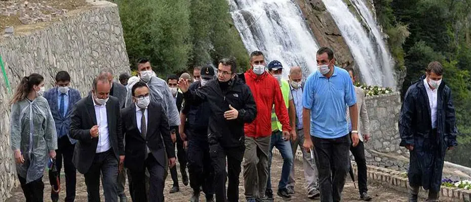 Tortum Şelalesi 'can suyu'na kavuştu