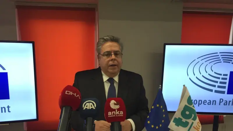 AP Raportöründen Türkiye'ye Mesaj