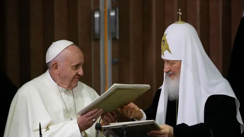Papa ve Rus Ortodoks Patriği Ukrayna’yı Görüştü