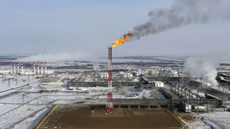“Türkiye Rus Petrolünü Almaya Devam Edecek”
