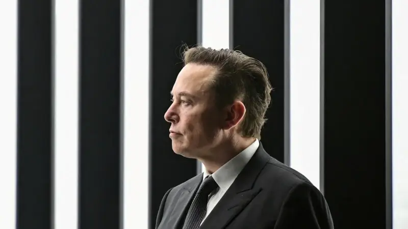 Elon Musk Twitter'ın Tamamını Satın Almak İstiyor