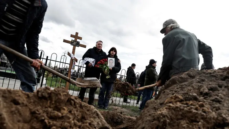 "Kiev Çevresinde Bin 150 Ceset Bulundu"