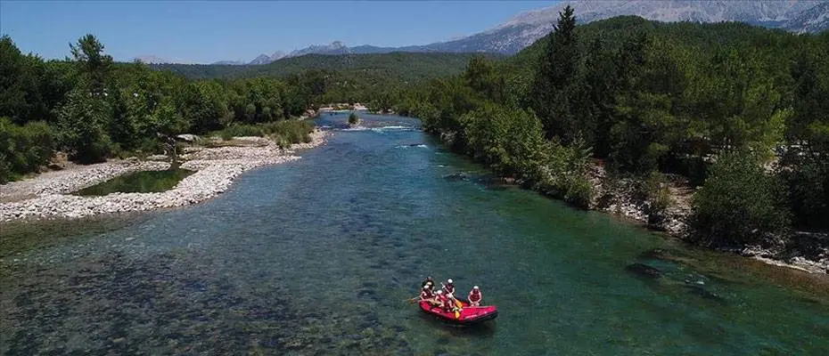 Rafting botu 'sevgi, kardeşlik, dostlukla' dolu