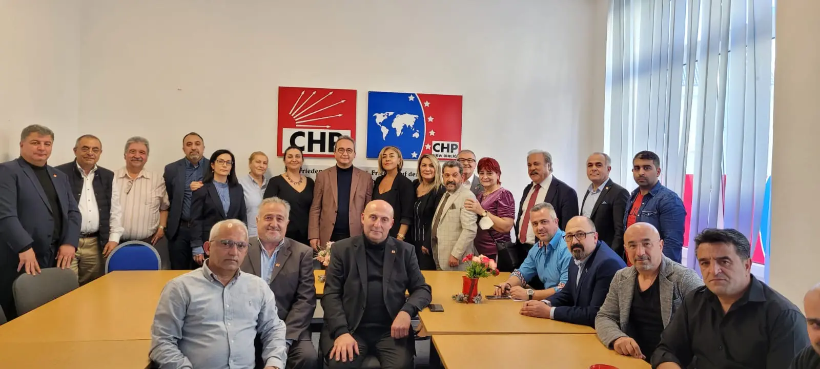 Tezcan: Hedefimiz Almanya`da birinci parti olmak
