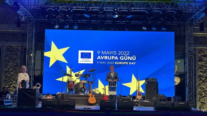 “AB Güvenli ve Onurlu Dönüşten Memnun Olur”
