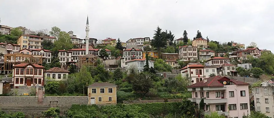 Akçaabat'taki tarihi Orta Mahalle gezginlerin rotasında