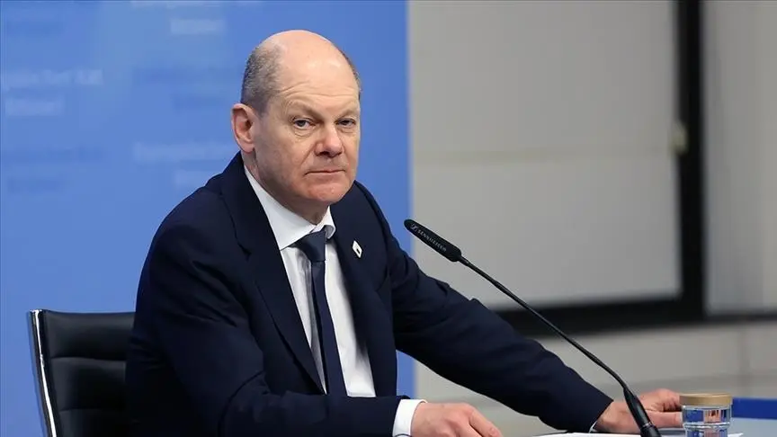 Scholz, Ukrayna'ya silah teslimatı politikasını savundu
