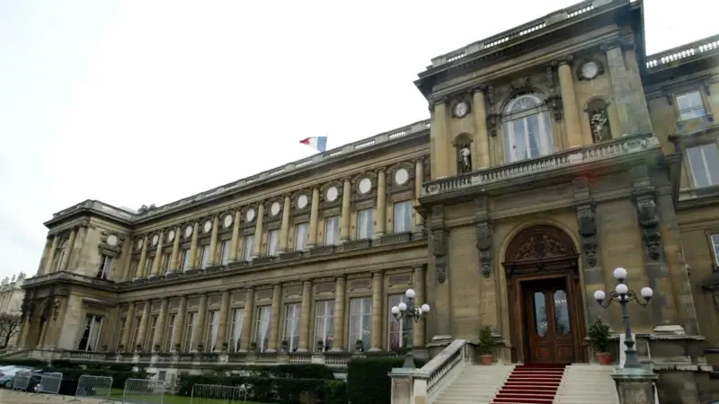 Fransız Dışişleri'nde Macron'a İsyan: Diplomatlar Grevde