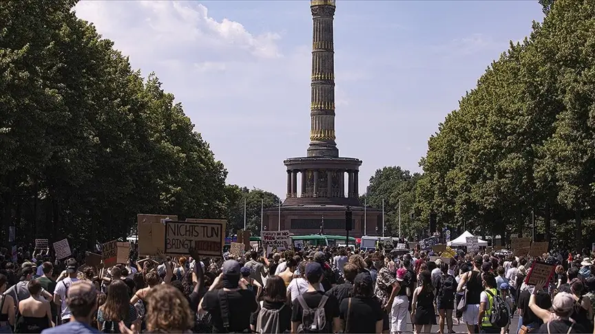 Almanya'da ayrımcılık yüksek seviyede seyretmeye devam ediyor