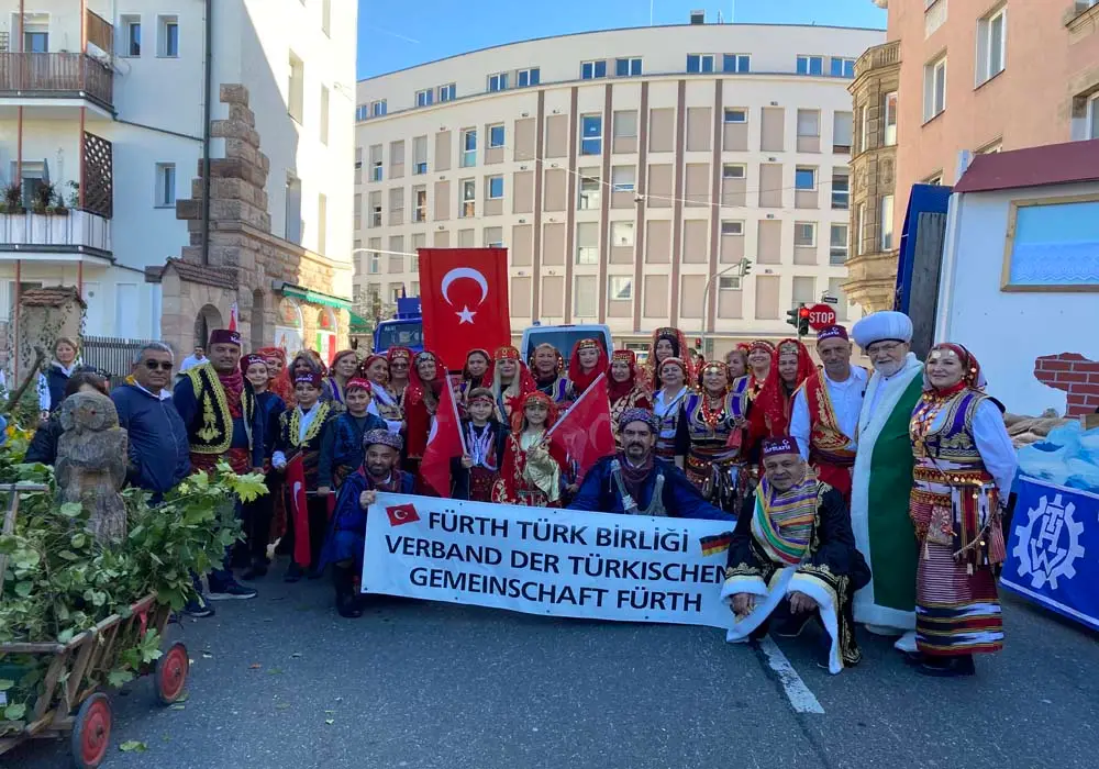 Hasat Bayramında alkışlar Fürth Türk Birliği`ne