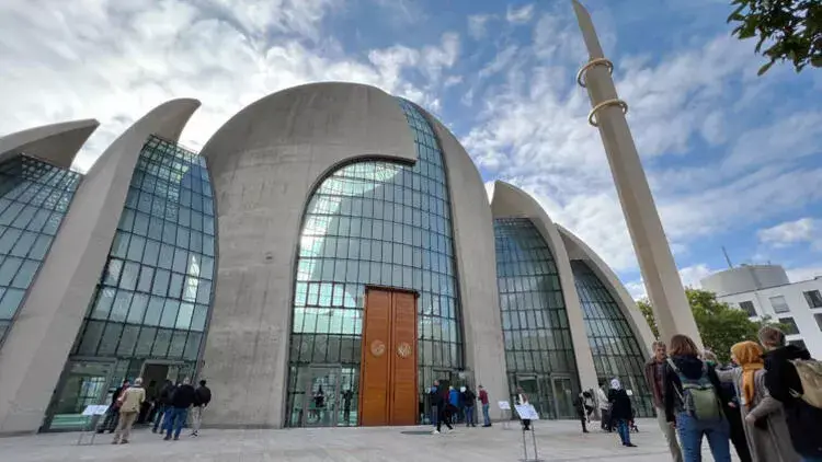 Köln`de ilk ezan sesi 14 Ekim’de