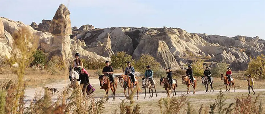 Kapadokya'ya turist ilgisi sonbaharda da devam ediyor