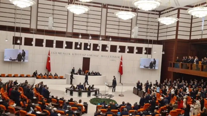 TBMM Seçim Yılında Medya ve Sosyal Medyada Sansür Tartışmasıyla Açıldı