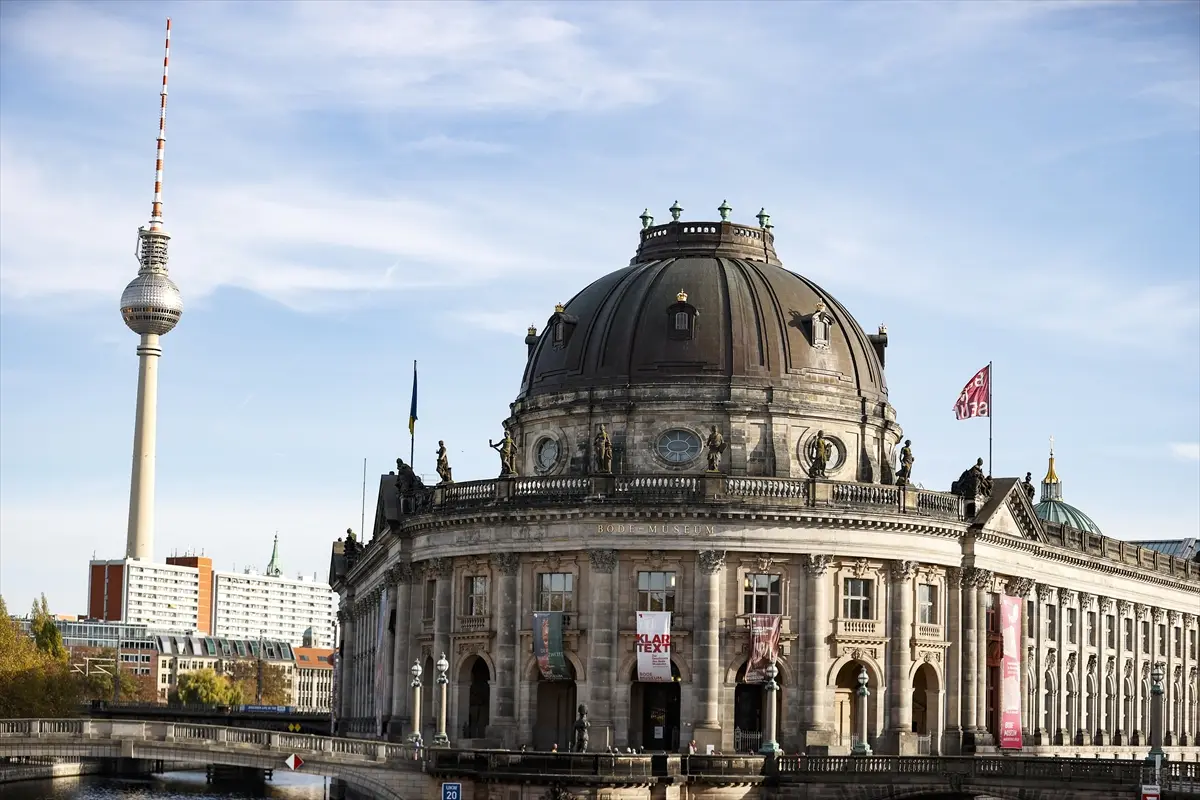 Berlin'deki Müzeler Adası her yıl milyonlarca turisti ağırlıyor