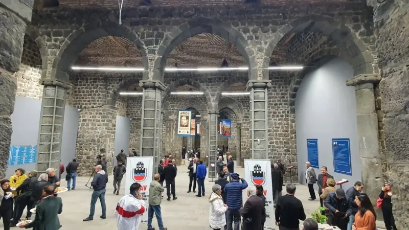 Diyarbakır’ın 130 Yıllık Dergi Hafızası Sergilendi